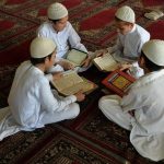 Keterpaduan Al-Qur’an dan Hadis dalam Membangun Masyarakat Digital yang Berakhlak Keterpaduan Al-Qur’an dan Hadis dalam Membangun Masyarakat Digital yang Berakhlak